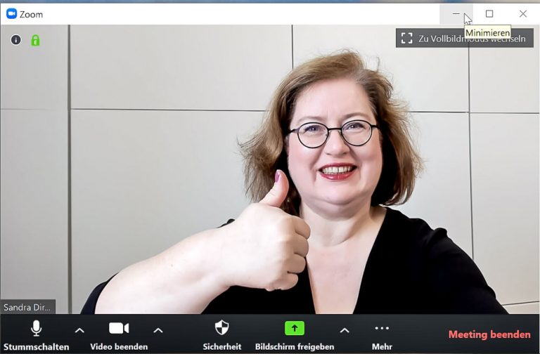 Sandra Dirks - HowTo-Webcam im Zoomfenster auf Augenhöhe mit Logitech Brio